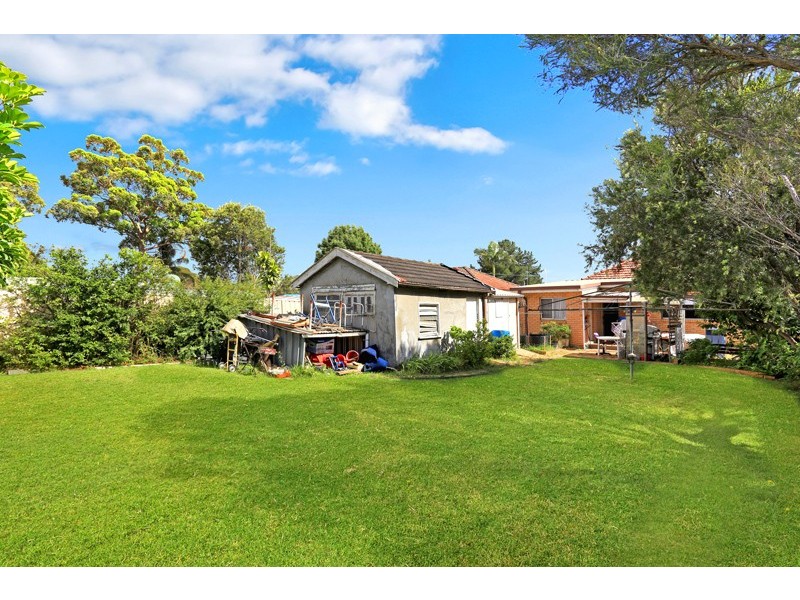 11 Amesbury Avenue, Sefton NSW 2162