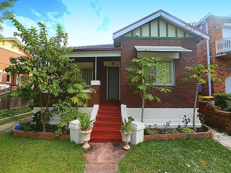 4 The Boulevarde, Yagoona NSW 2199