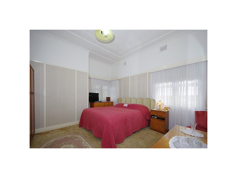 1 Lark Street, Belmore NSW 2192