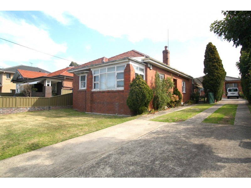 9 Oxford Avenue, Bankstown NSW 2200