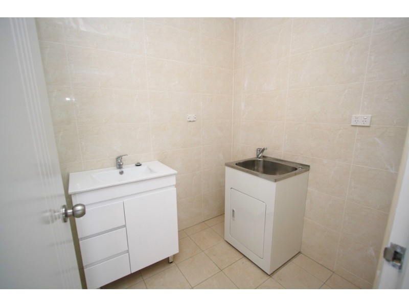 5/5 Resthaven Road, Bankstown NSW 2200