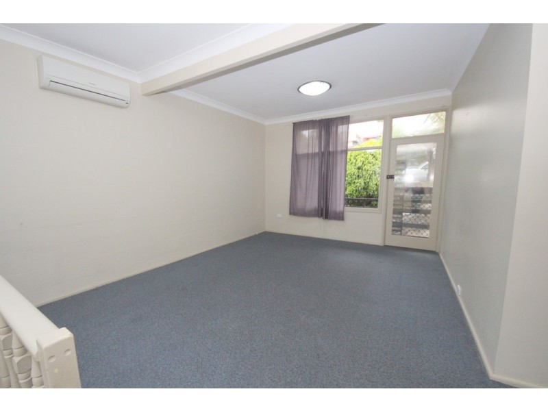 52 Wren Steet, Condell Park NSW 2200