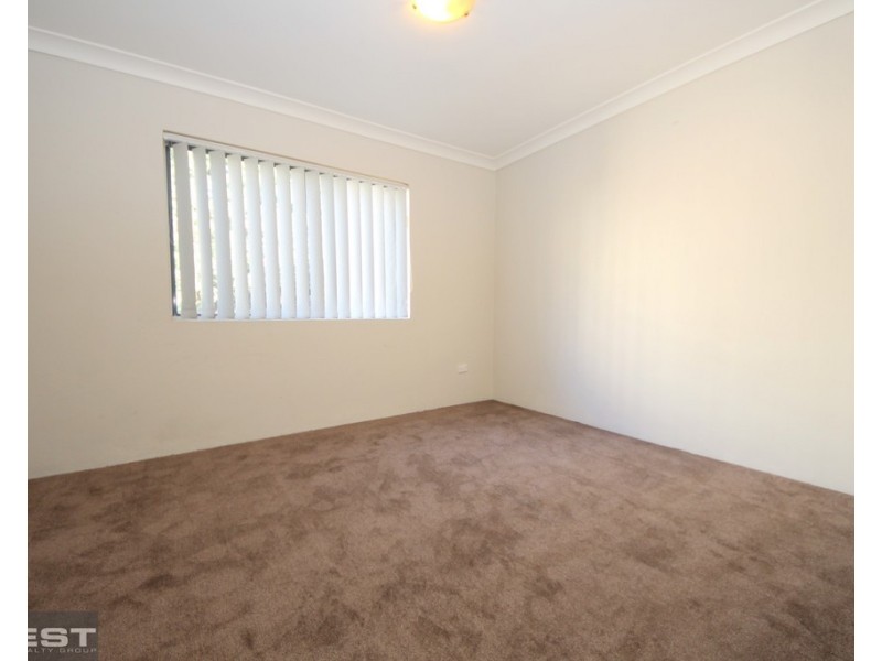 4/4-8 Gordon Street, Bankstown NSW 2200