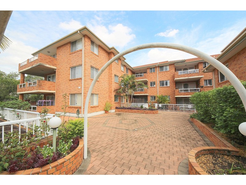 9/90 Brancourt Avenue, Yagoona NSW 2199