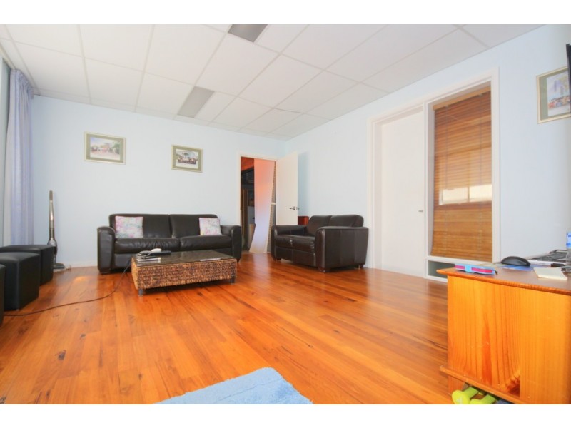 1 Gartmore Avenue, Bankstown NSW 2200