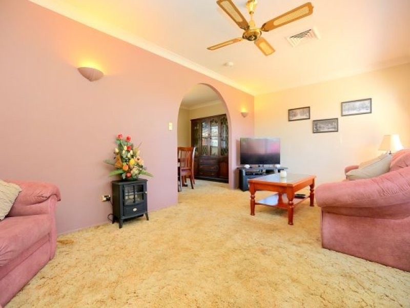 65 Wendy Avenue, Georges Hall NSW 2198