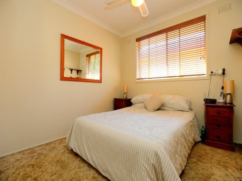 65 Wendy Avenue, Georges Hall NSW 2198