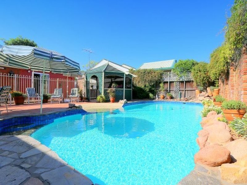 65 Wendy Avenue, Georges Hall NSW 2198