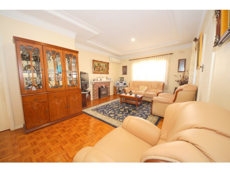 5 Carrisbrook Avenue, Punchbowl NSW 2196