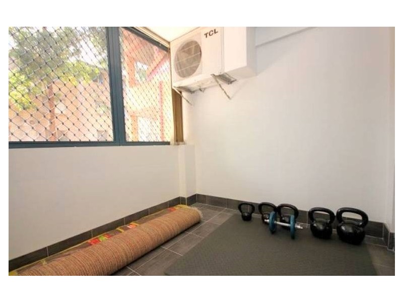 1/47 Cairds Avenue, Bankstown NSW 2200