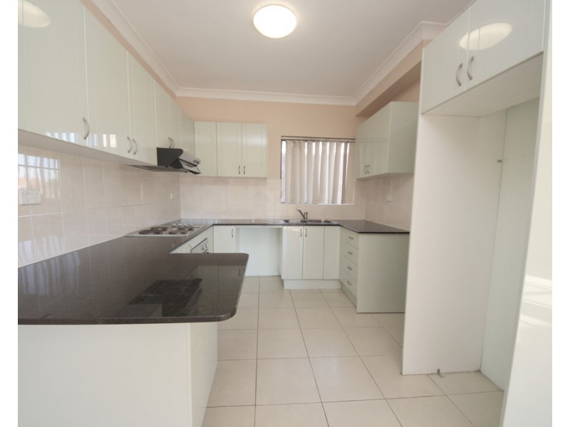 4/28 Meredith Avenue, Bankstown NSW 2200