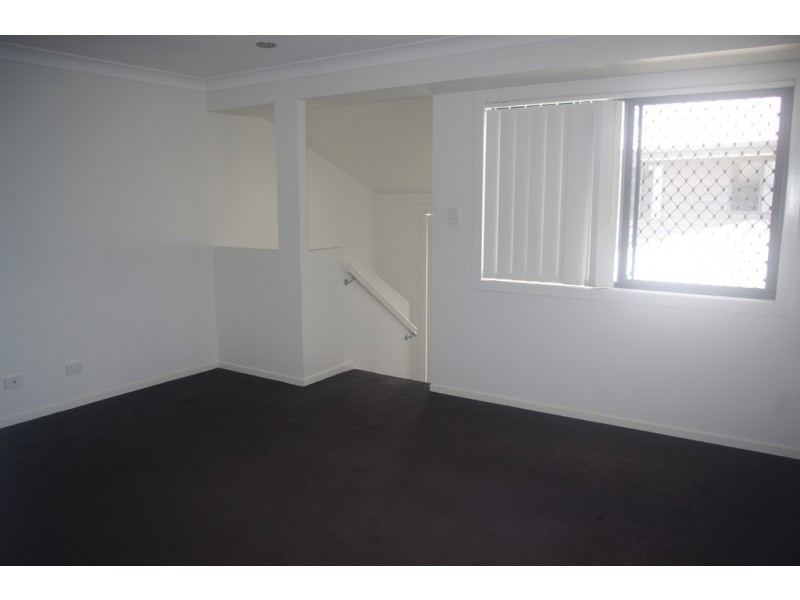 2/8 Sandalwood Street, Thornlands QLD 4164