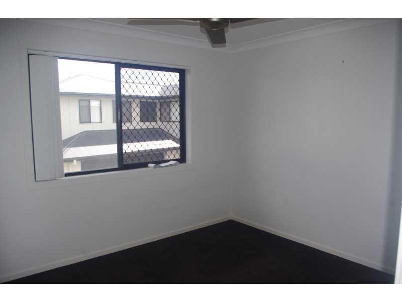 2/8 Sandalwood Street, Thornlands QLD 4164