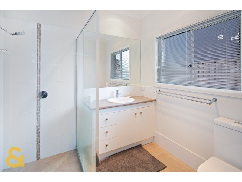 2 Sandalwood Street, Thornlands QLD 4164