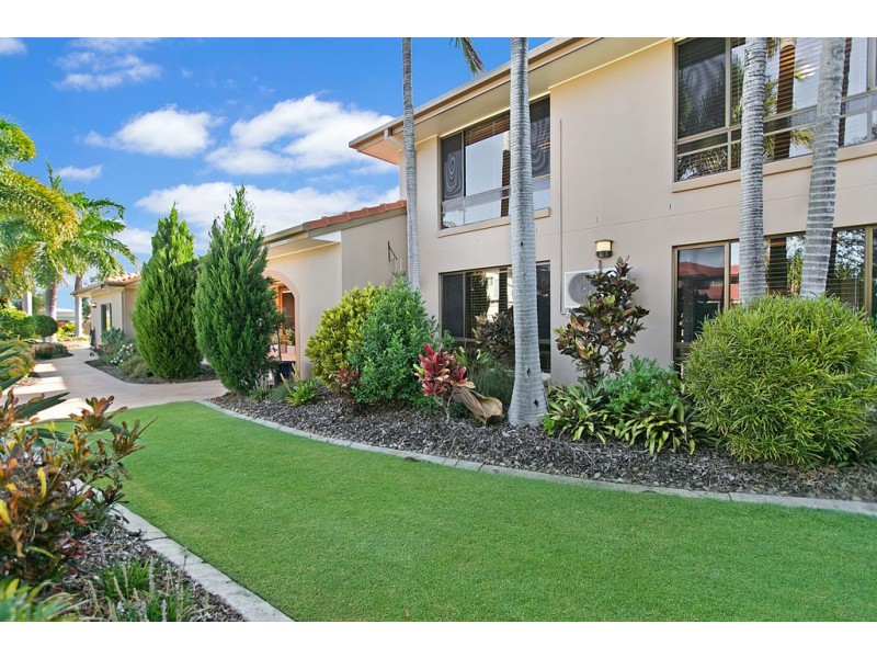 2 Sternlight Court, Raby Bay QLD 4163