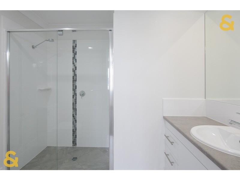 4/1-9 Arthur Street, Ormiston QLD 4160