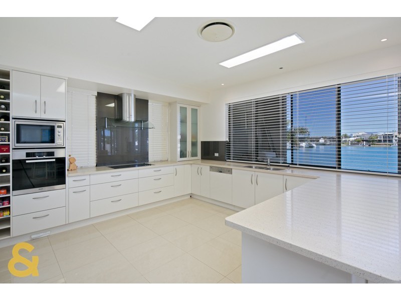 93 Masthead Drive, Raby Bay QLD 4163