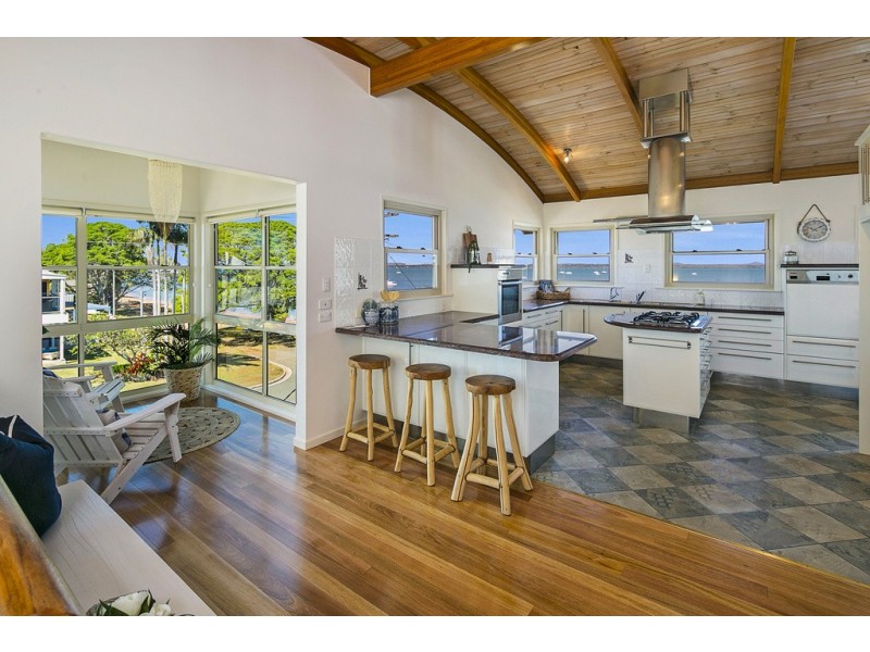 3 Wilson Street, Victoria Point QLD 4165