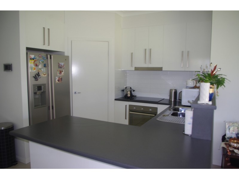 1/6 Sandalwood Street, Thornlands QLD 4164