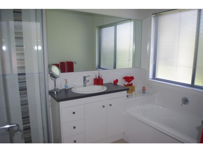 1/6 Sandalwood Street, Thornlands QLD 4164