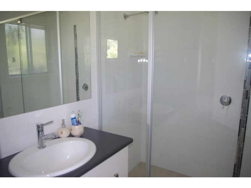 1/6 Sandalwood Street, Thornlands QLD 4164