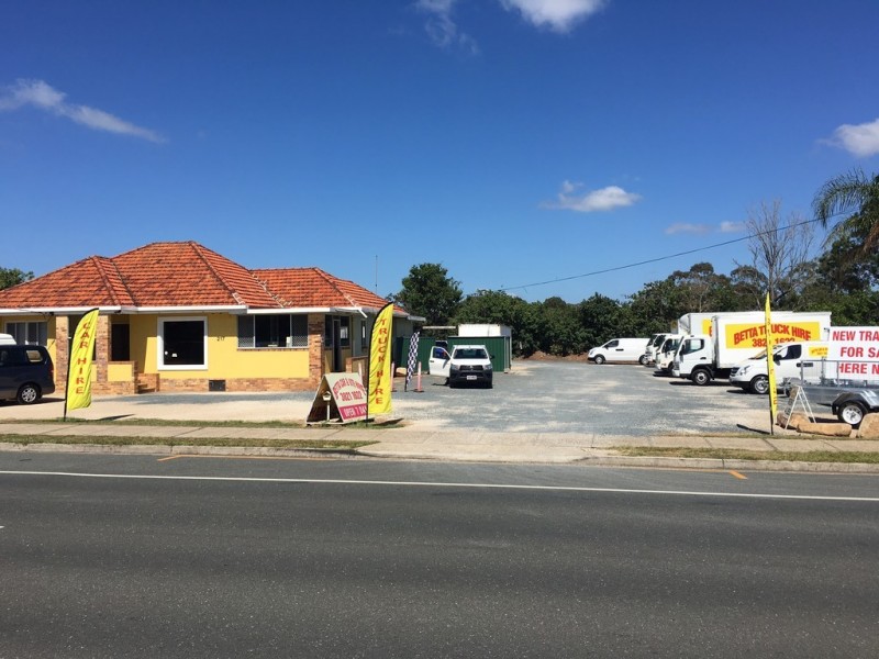 215-217 Bloomfield Street, Cleveland QLD 4163