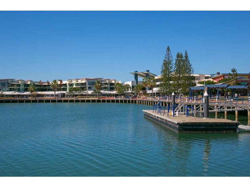 215-217 Bloomfield Street, Cleveland QLD 4163