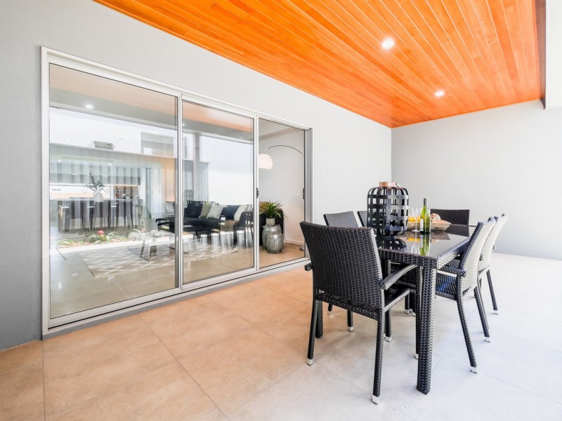 2 Fisher Street, Rochedale QLD 4123