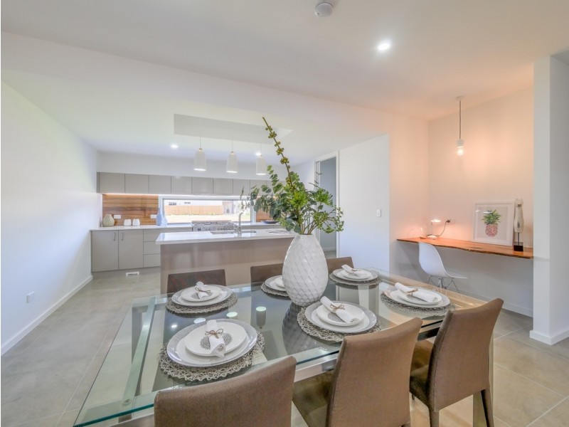 2 Fisher Street, Rochedale QLD 4123