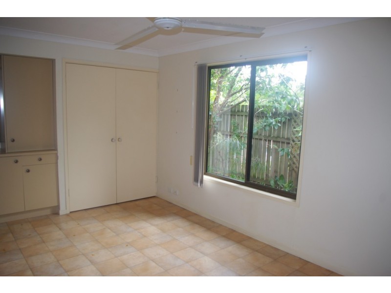 8 Mallet Street, Victoria Point QLD 4165