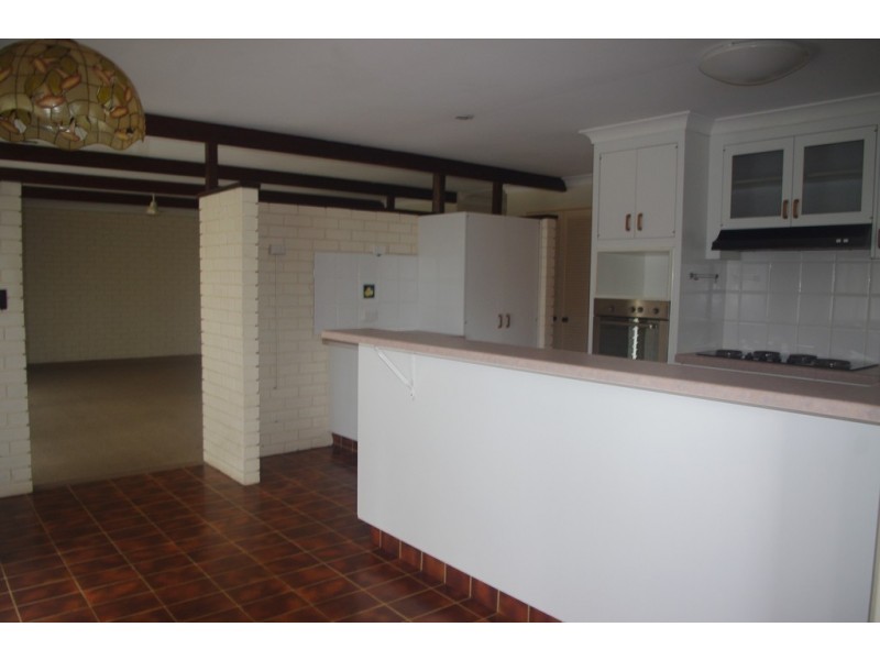 8 Mallet Street, Victoria Point QLD 4165