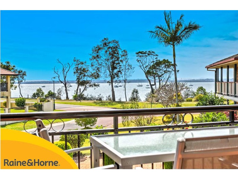 4 Cliftonville Place, Redland Bay QLD 4165