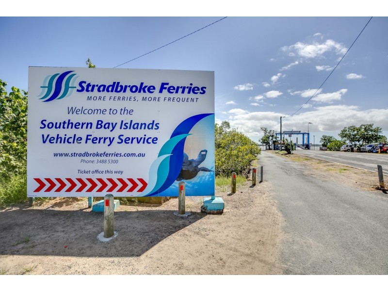 136 Broadwater Terrace, Redland Bay QLD 4165