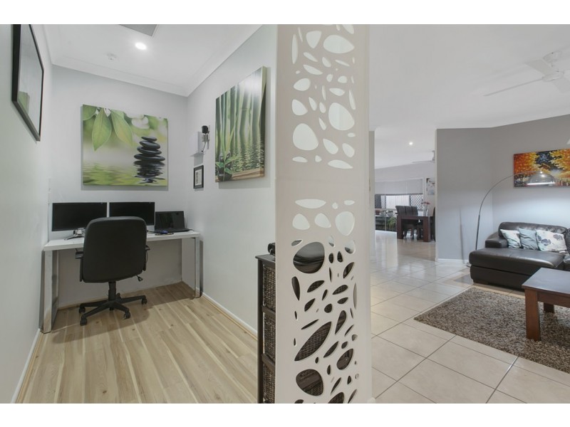 17 Bush Cherry Place, Thornlands QLD 4164