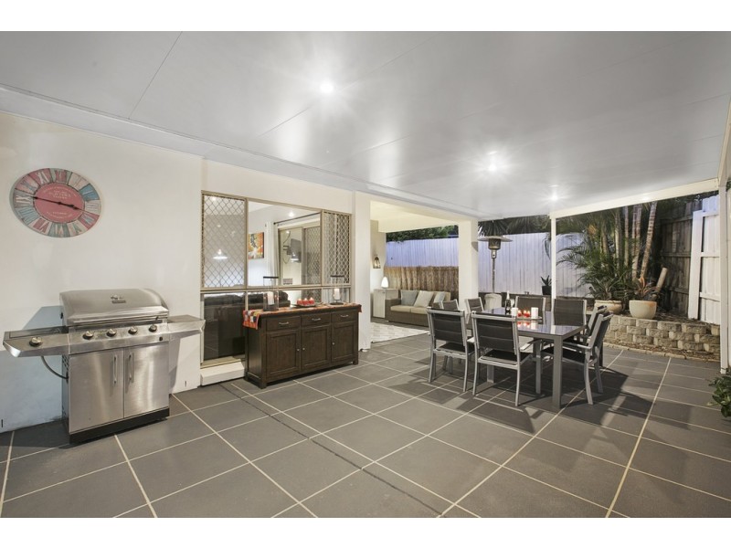 17 Bush Cherry Place, Thornlands QLD 4164