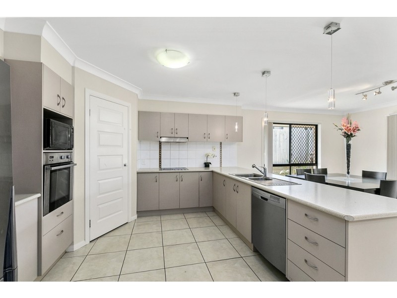 50 Aquila Street, Redland Bay QLD 4165