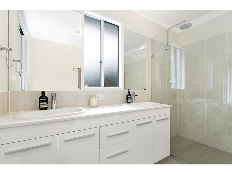 165 Frederick Street, Toowong QLD 4066