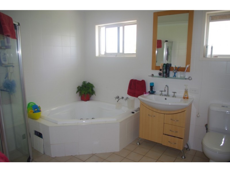 28 Queen Street, Cleveland QLD 4163