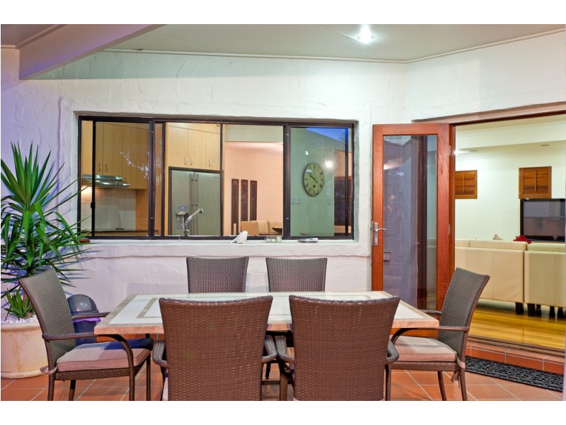 8 Paxton Street, Raby Bay QLD 4163