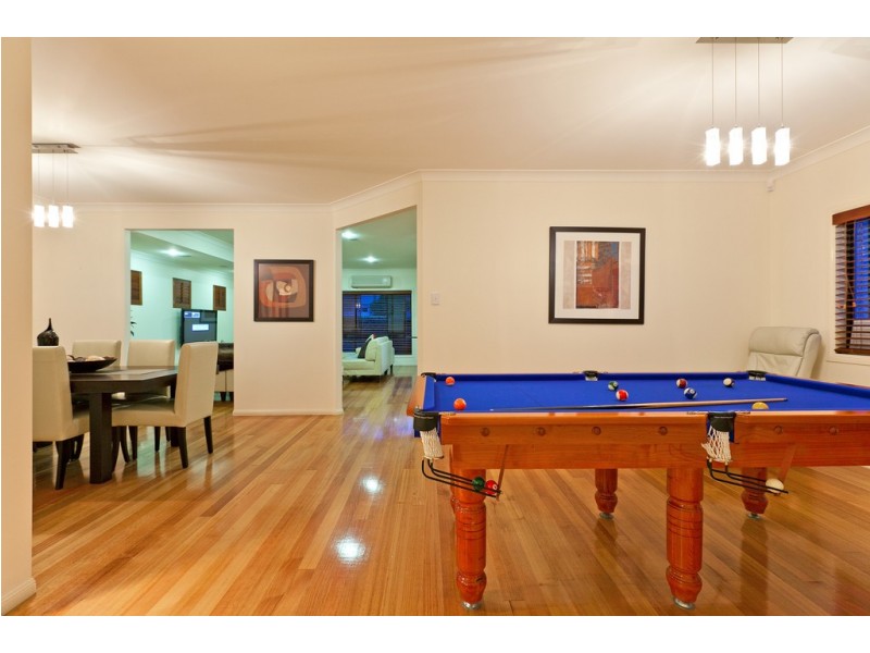 8 Paxton Street, Raby Bay QLD 4163