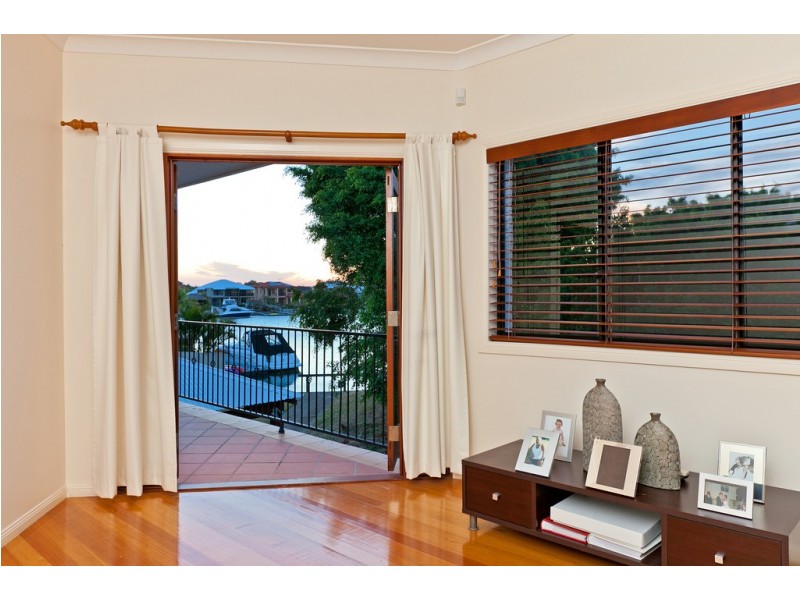 8 Paxton Street, Raby Bay QLD 4163