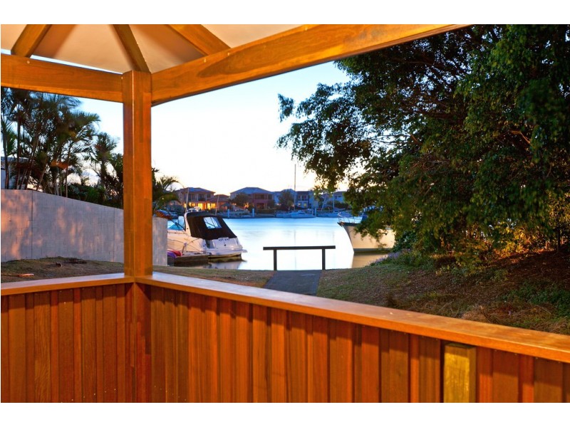 8 Paxton Street, Raby Bay QLD 4163