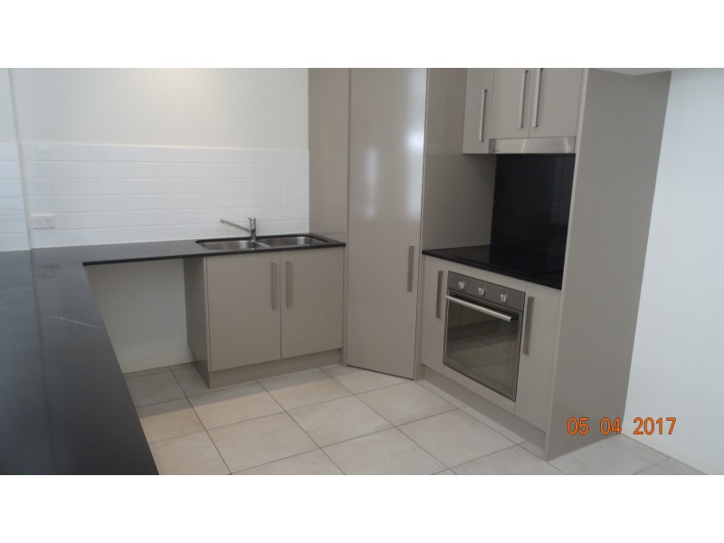 2/28 Homer Street, Cleveland QLD 4163