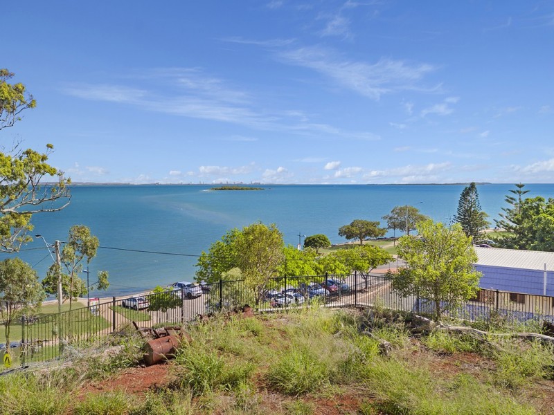 3 Main Road, Wellington Point QLD 4160