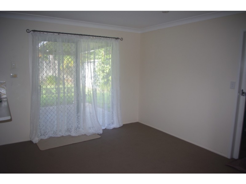 3 Angela Crescent, Cleveland QLD 4163