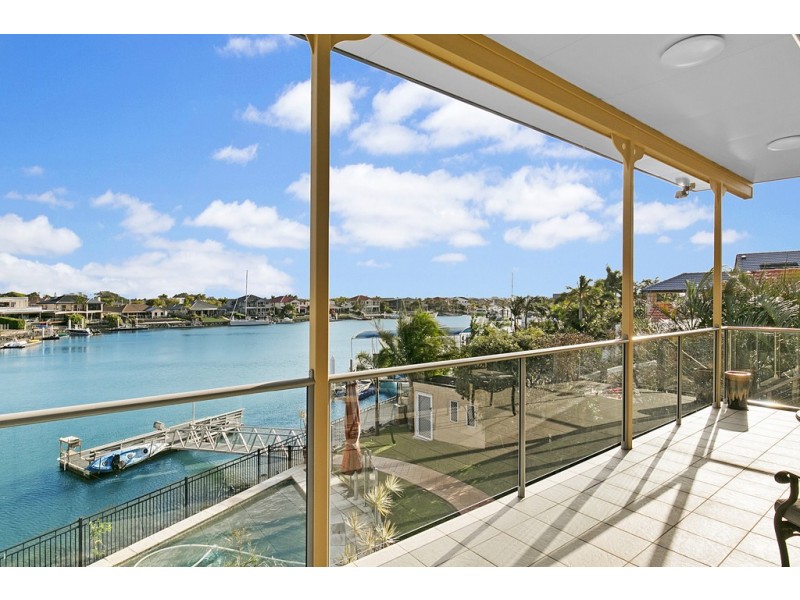 6 Martingale Court, Raby Bay QLD 4163