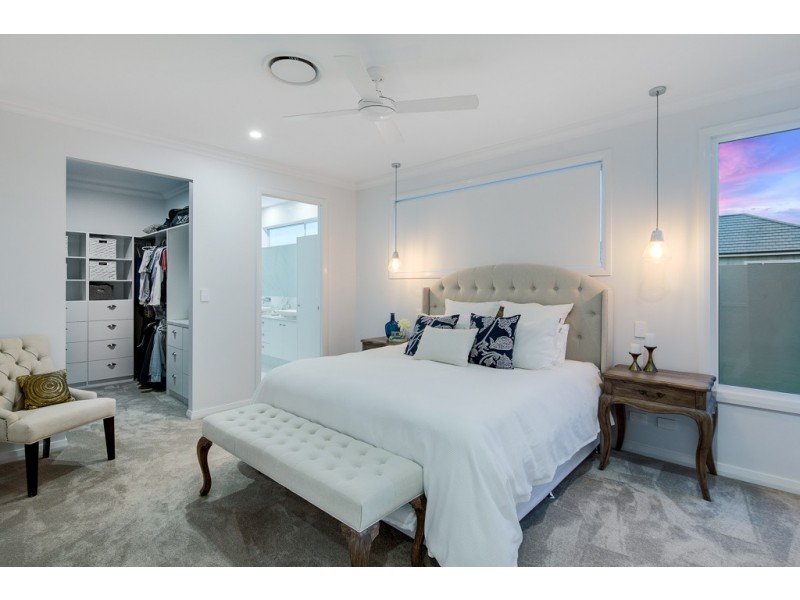 23 Seacrest Court, Raby Bay QLD 4163