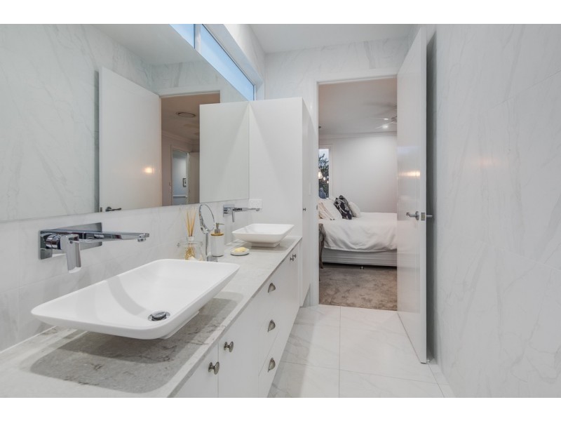 23 Seacrest Court, Raby Bay QLD 4163