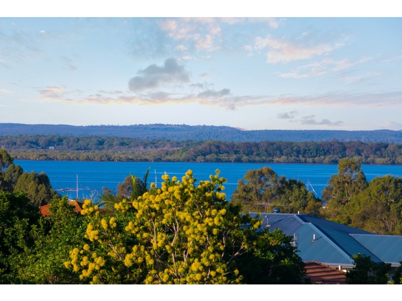 3 Keirnan Street, Redland Bay QLD 4165