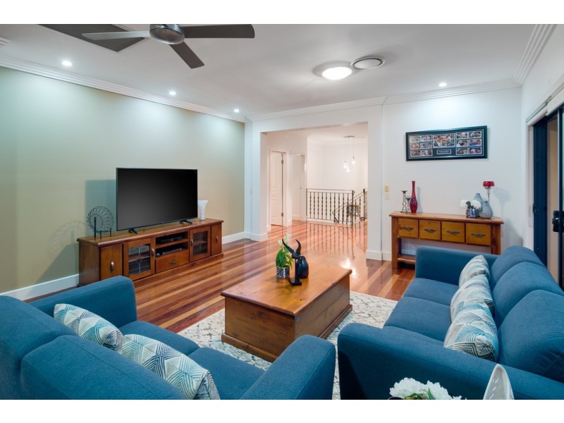 3 Keirnan Street, Redland Bay QLD 4165